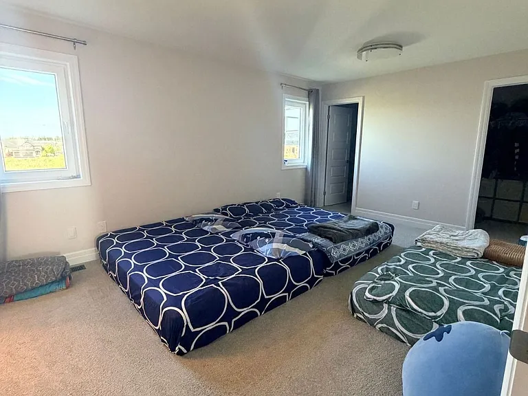 48 Grandville Cir — Photo 15