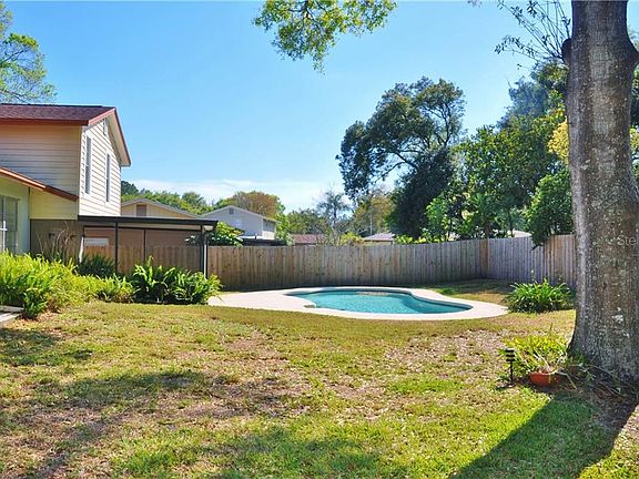 3rd image of 15806 Cottontail Pl