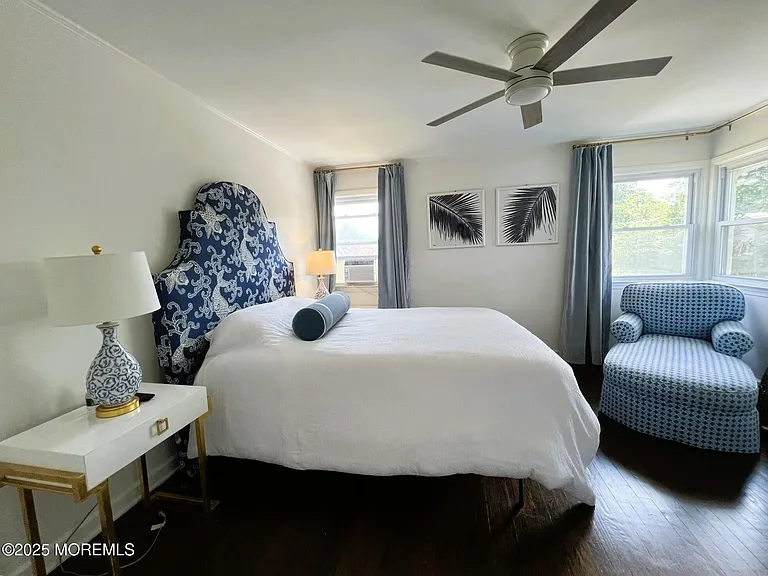 370 Macarthur Ave — Photo 11