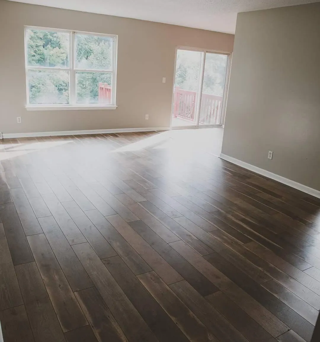 3 bed, 1150 sqft, $2,100 — Photo 2