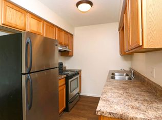103 Testa Dr #8304, Naperville, IL 60540