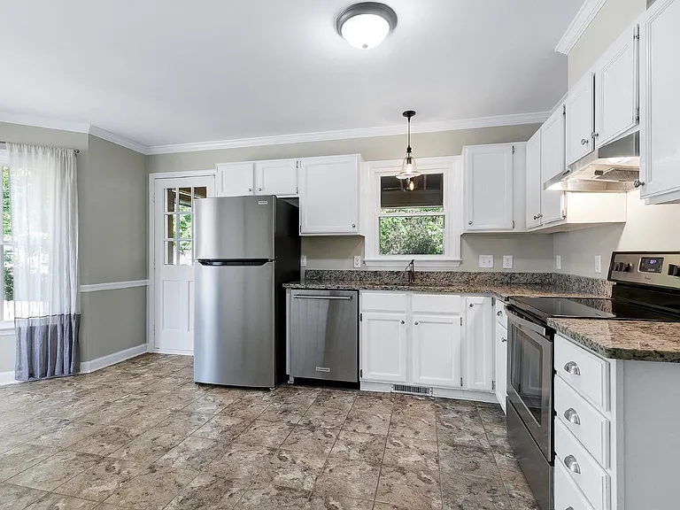 6209 Winter Spring Dr — Photo 3
