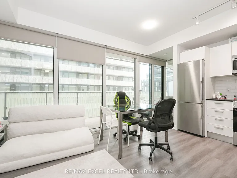 42 Charles St E #510 — Photo 5