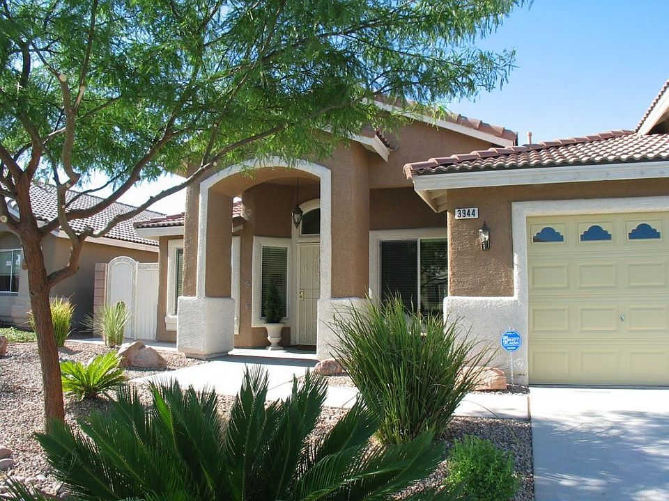 3944 Colonial Field Ave.