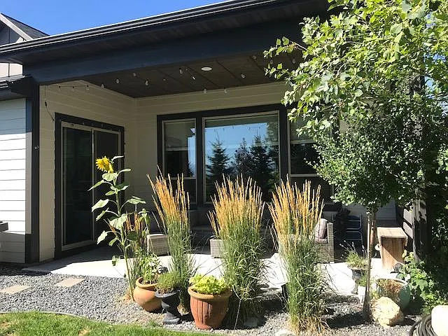 118 Gloria Ct — Photo 2