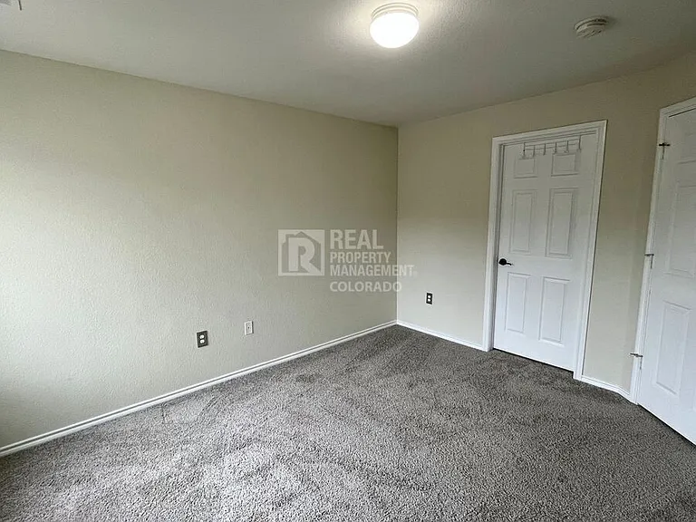 3928 Riviera Grv #203 — Photo 8