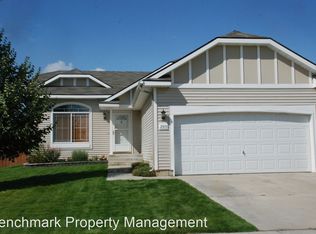 2915 W Elmwood Dr, Coeur D Alene, ID 83815