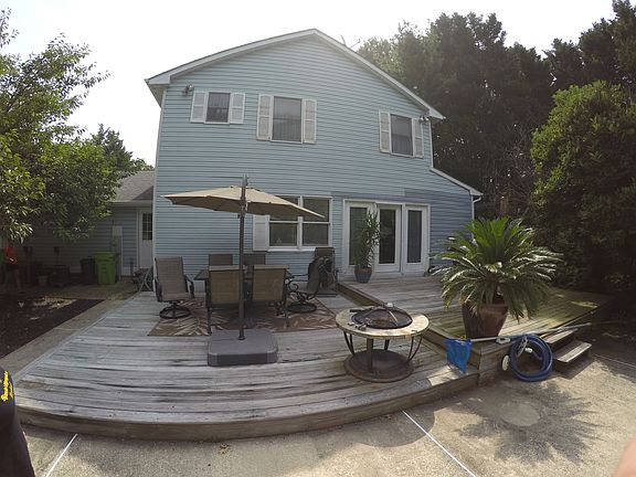 3rd image of 124 Wye River Dr
