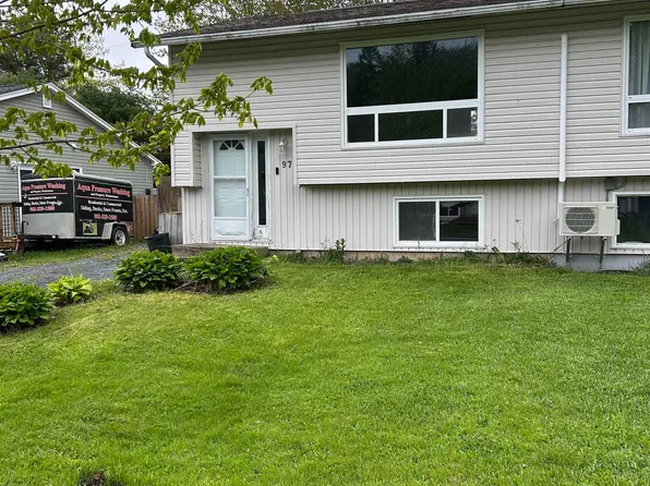 97 Nictaux Dr, Halifax, NS B4C 2C6