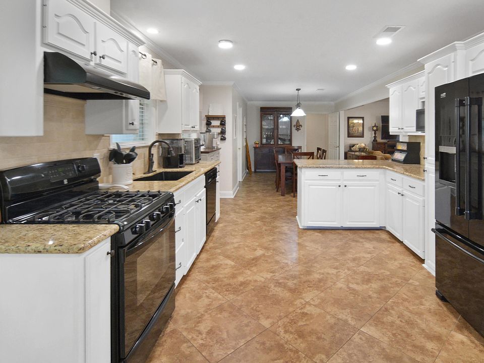 1645 Chevelle Dr, Baton Rouge, LA 70806 Zillow