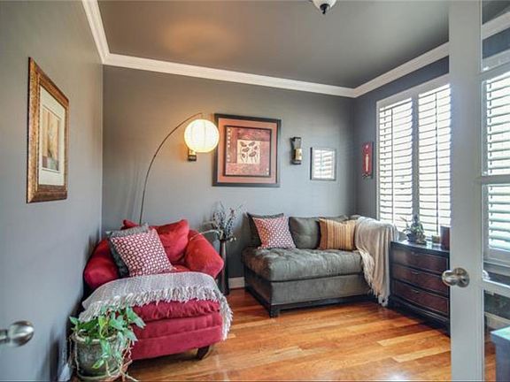 3rd image of 246 Pennystone Cir