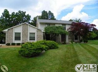 3906 Hidden Creek Ct, Rochester Hills, MI 48309