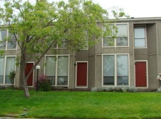 1026 Henry St APT 3, Ashland, OR