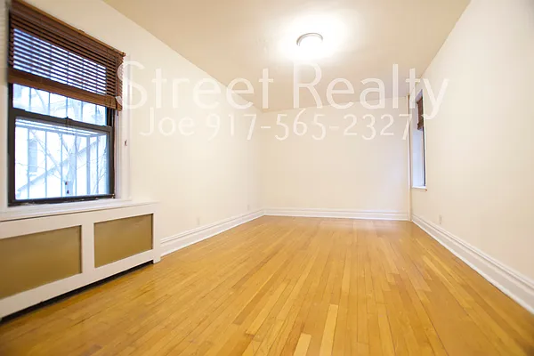 Rented by Street Realty Brokerage LLC | media 11