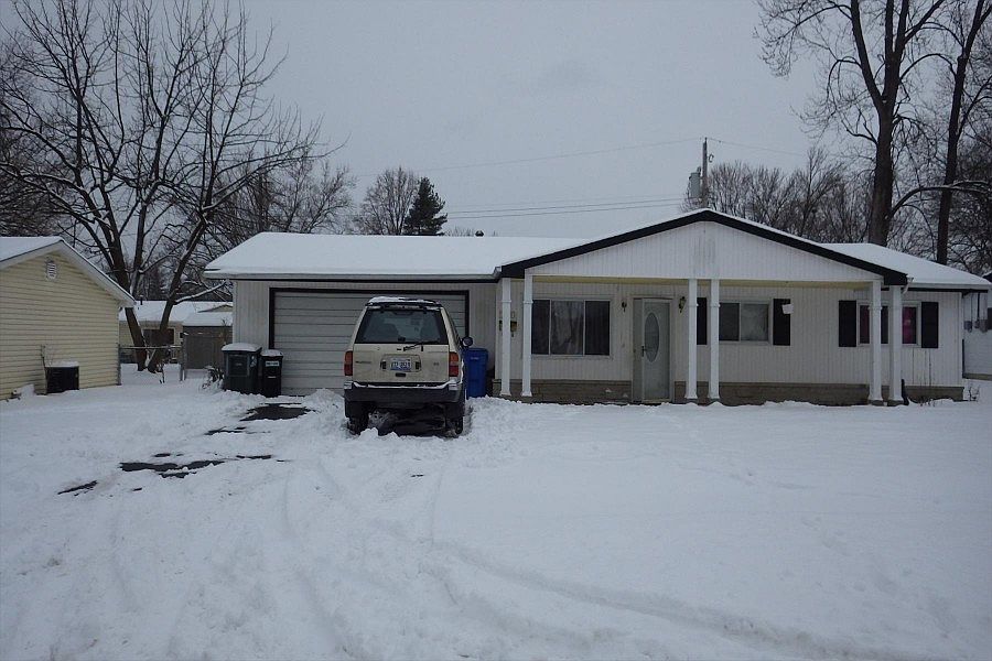 1st image of 1120 Swallow Ln