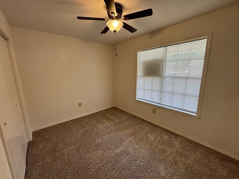 1815 S Erie Ave #1-4 — Photo 5
