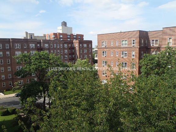 3rd image of 7238 113th St #5