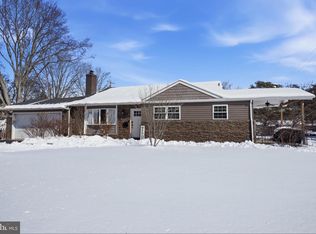 299 Ann Ln, Warminster, PA 18974