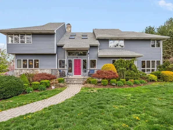 4 Chadwick Ct, Denville Twp., NJ 07834