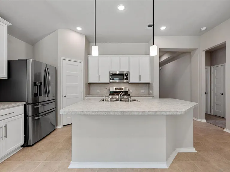 2901 Yaupon Grove Ln — Photo 12