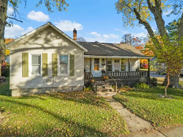 402 Haynes St, Cadillac, MI 49601