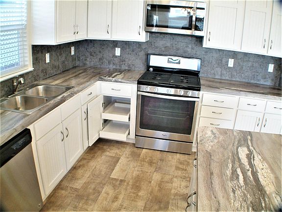 3rd image of 8282 Murray Ave Spc 91