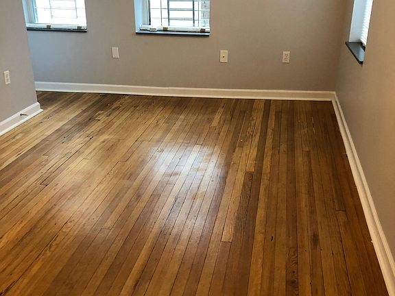 4th image of 442 Saint Marks Pl APT 3