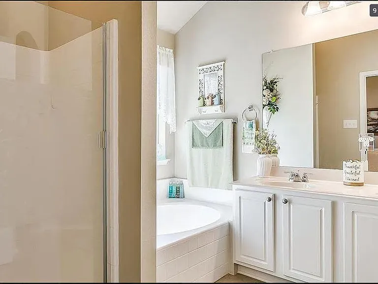 6300 Spring Ranch Dr — Photo 2