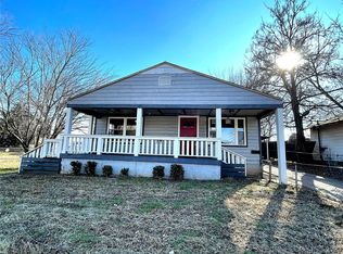 628 E 5th Ave, Bristow, OK 74010
