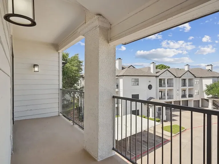 18958 Dallas Pkwy #1 — Photo 12