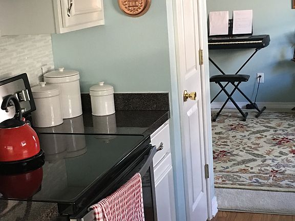 3rd image of 6435 Heronwalk Dr