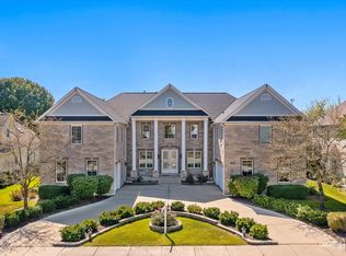 3512 White Eagle Dr, Naperville, IL