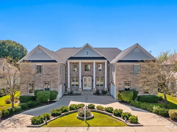 3512 White Eagle Dr, Naperville, IL 60564