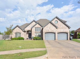 9 Jasmine Ct, Wichita Falls, TX 76310