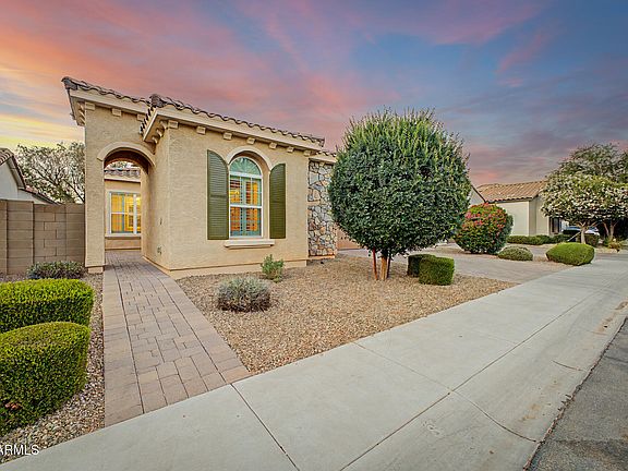 4th image of 2170 E GERONIMO Street