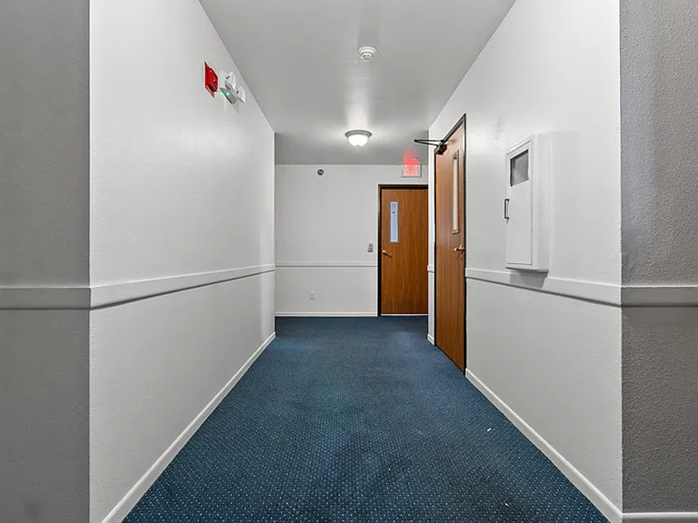 City View Apartments — Photo 48