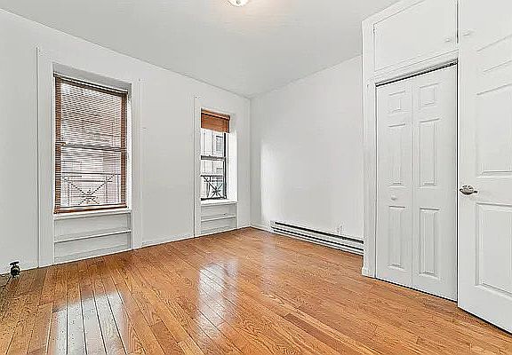 5th image of 308 W 49th St APT 15