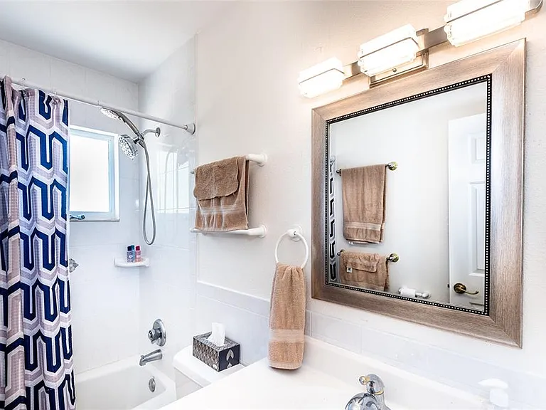 129 Cousley Dr SE — Photo 34