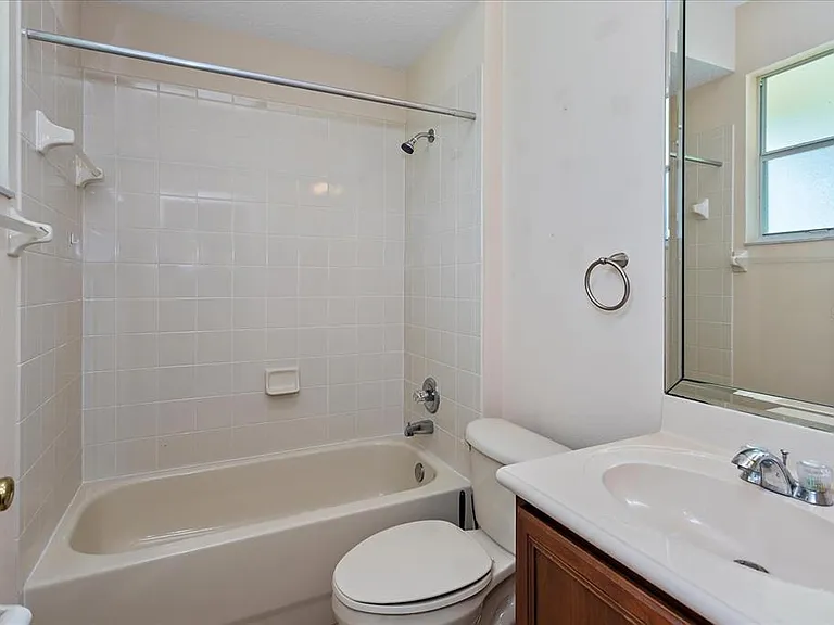 2120 Turkey Oak Ct — Photo 18