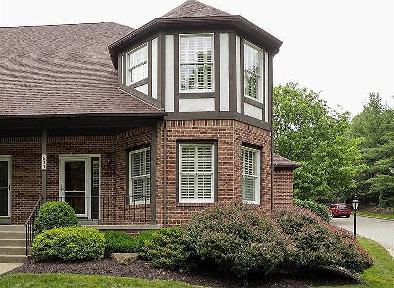 600 Kingsberry Cir, Pittsburgh, PA 15234 Zillow