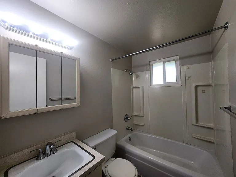 1624 S Cascade Ave #G — Photo 10