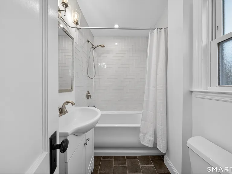 30 Noble St — Photo 26