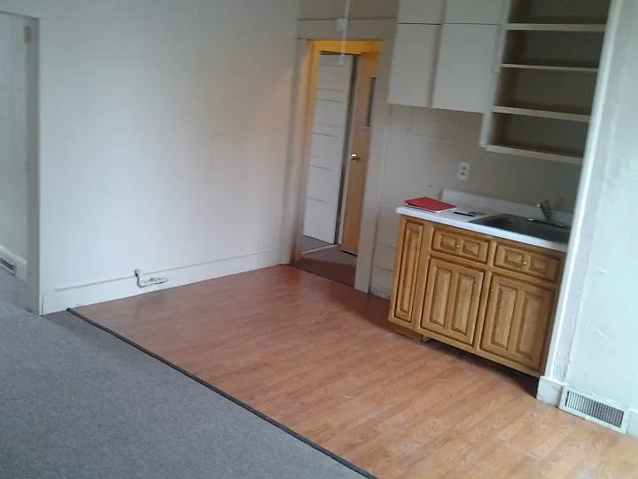 Building Photo - 113 N 23rd St #4