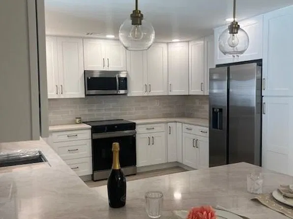 66 Essex Rd, Monroe Township, NJ 08831