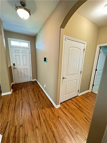 Building Photo - 63 Crystal Lake Dr