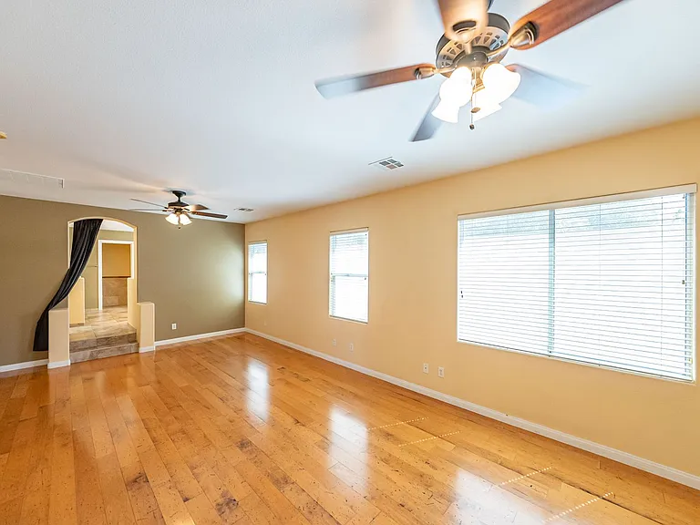 398 Washtenaw St — Photo 12