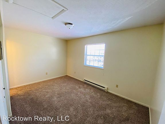 2nd image of 92 Dutch Mill Ct #8496508