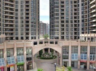 5 Northtown Way #210, Toronto, ON M2N 7A1