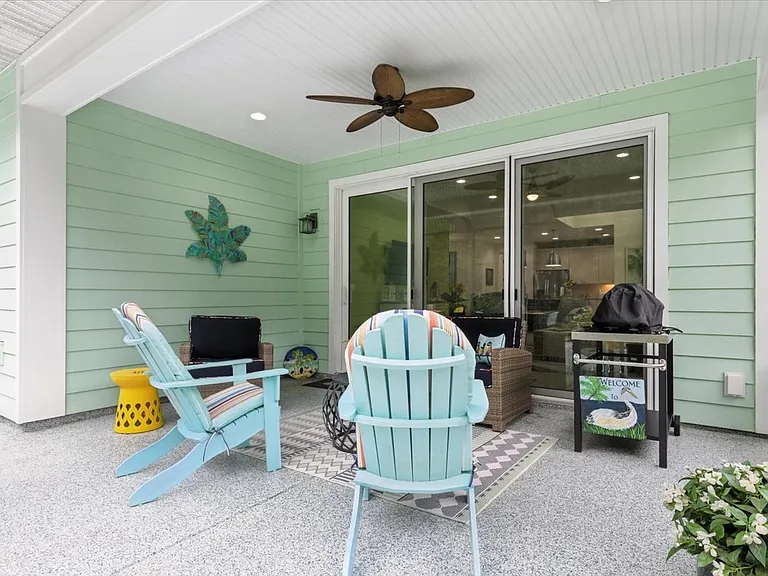 511 Landshark Blvd — Photo 31