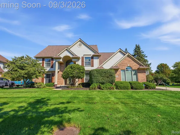 48098 Covington Ct, Canton, MI 48187